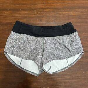 lulemon, speed up low rise short 2.5”, grey, heather lux multi black, size 2
